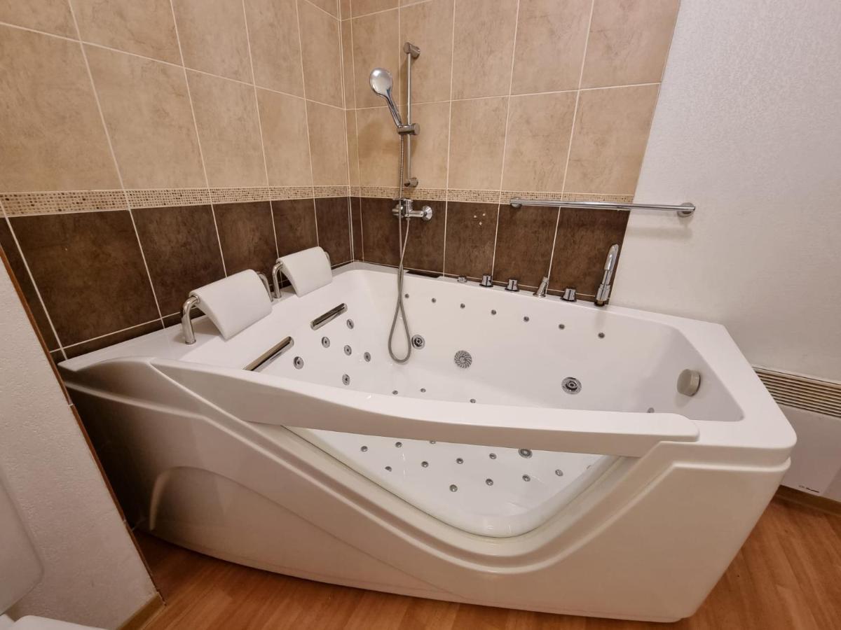 Les Orres 1800 Appartement 4 P Jacuzzi Balneo Prive Vue Piste Piscine Residence 외부 사진